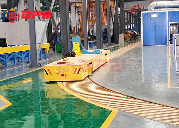 Heat Resistance Rail Transfer Trolley , Heavy Steel Motorized Rail Transfer Cart
