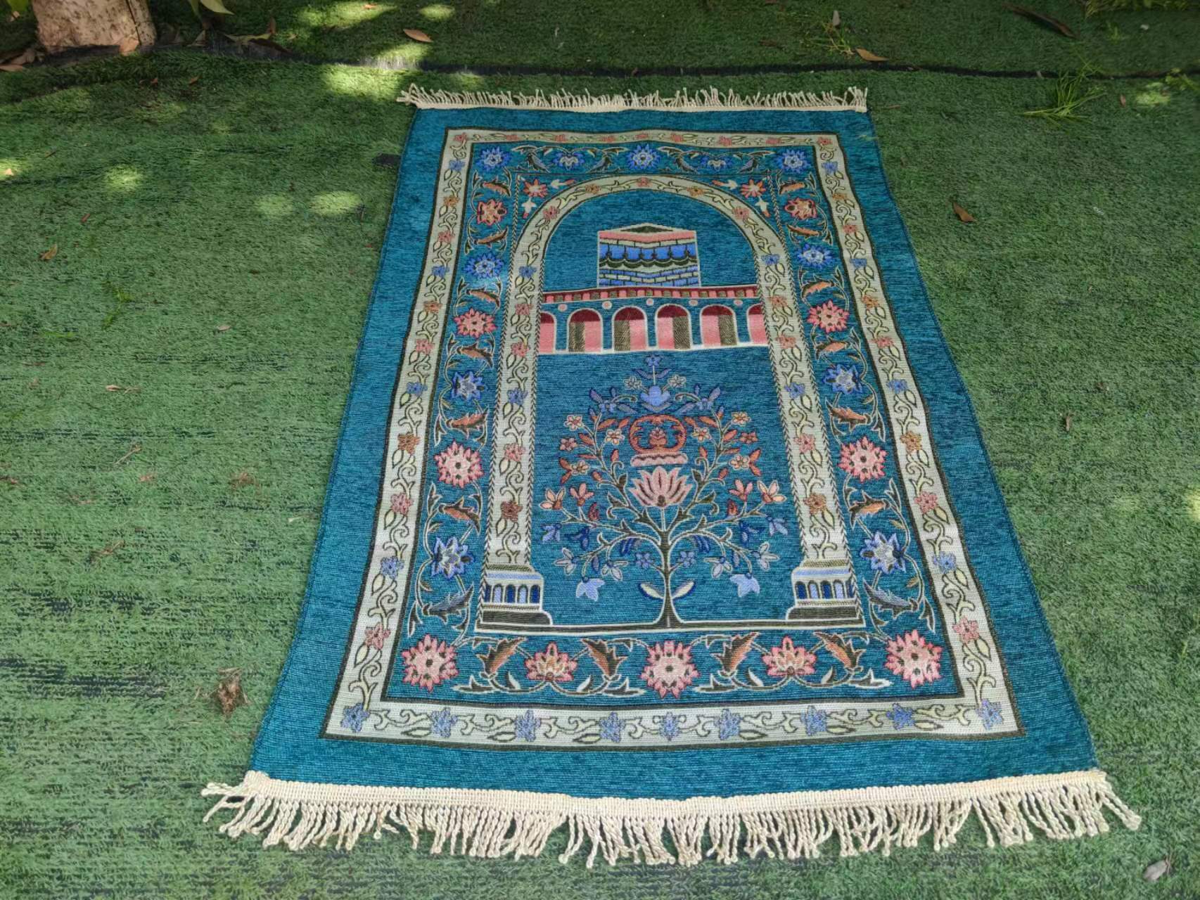 Eid Holidays Islamic Pray Rug for Worship Abstract Pattern Muslim Prayer Mat