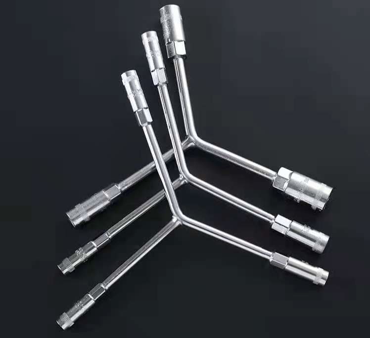 Carbide metal tools.Y-type chromium-vanadium steel multifunctional sleeve lengthened triangular hand wrench