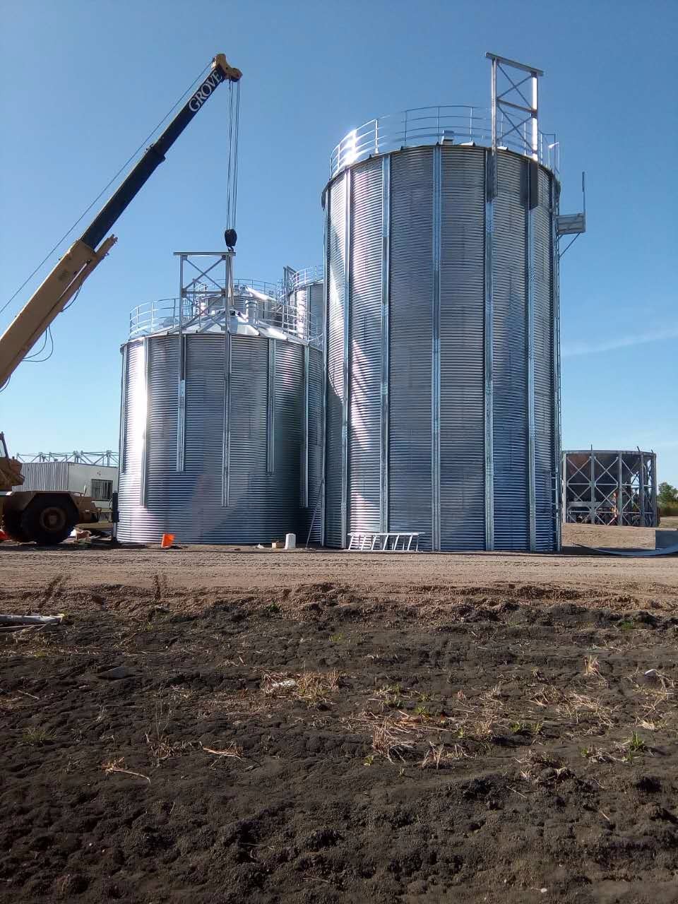 Galvanized Corrugated Metal Grain Silos 813m3 Large Capacity