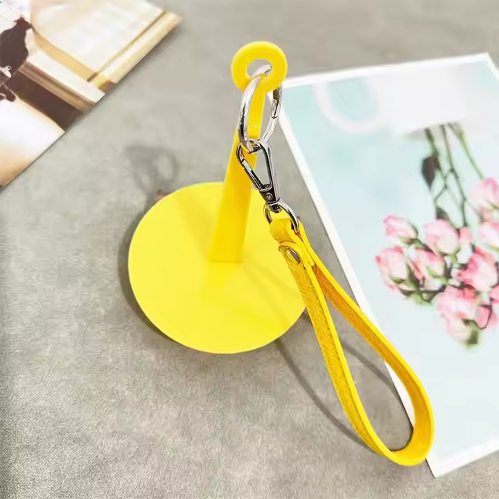Cross-border New Arrival! Wooden Portable Wrist Yarn Holder. Compact and Stylish for Easy Yarn Storage
