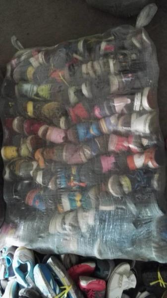 Buy cheap saleable used shoes on Africa Market from wholesalers