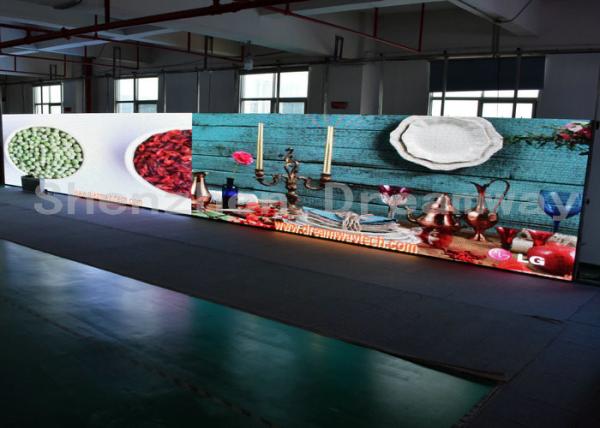 Outdoor LED Signs Video Wall SMD3535 P8 Wireless / Cable Connection For