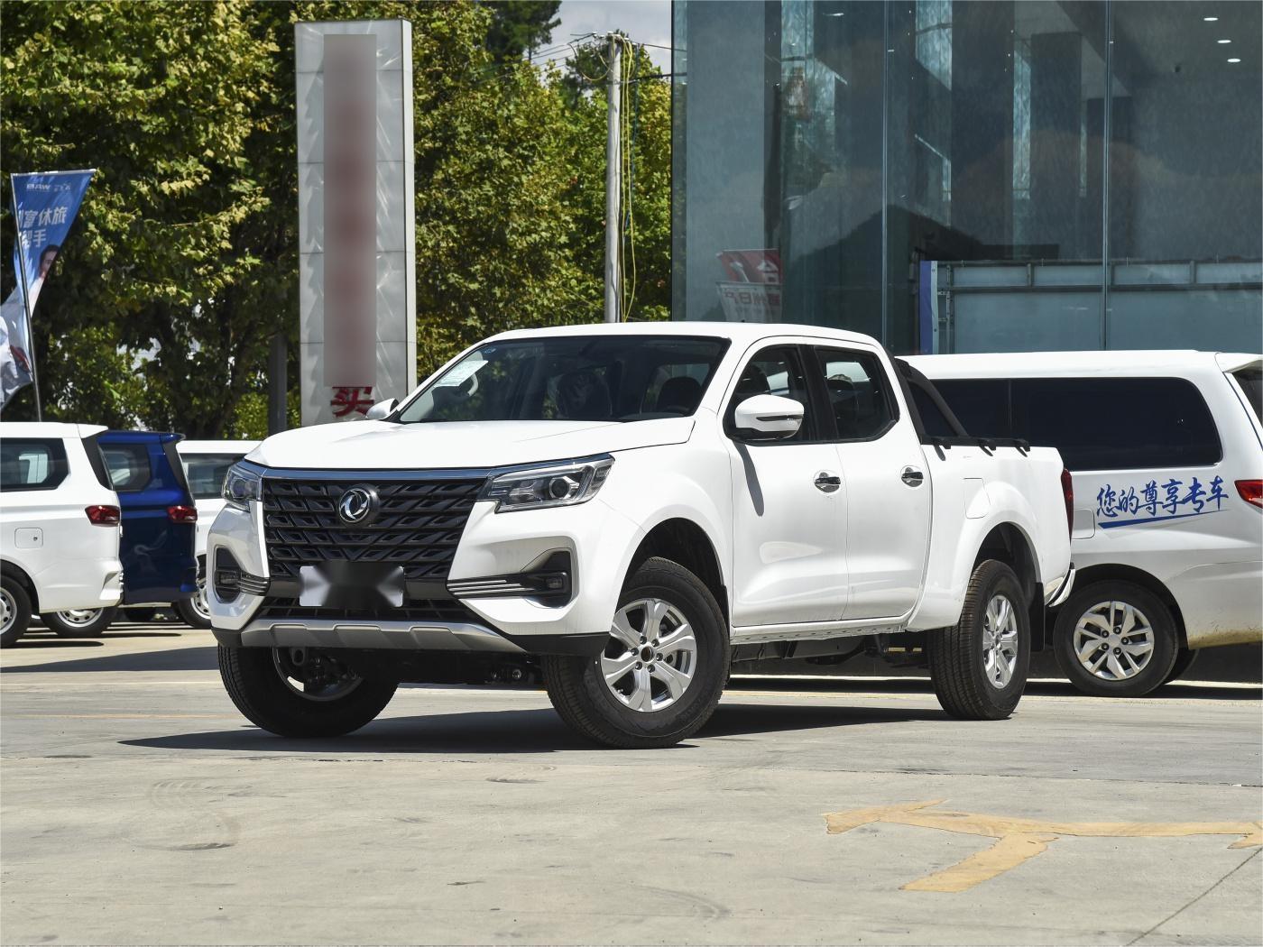 Rich7 4*4 Diesel Automatic 8AT Pickup Car With Minimum Grand Clearance 20°-25°