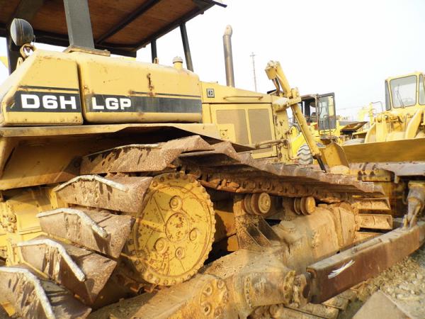 Buy cheap D6H LGP Used CAT Bulldozer For Sale Original japan Used CAT D6H LGP Bulldozer from wholesalers