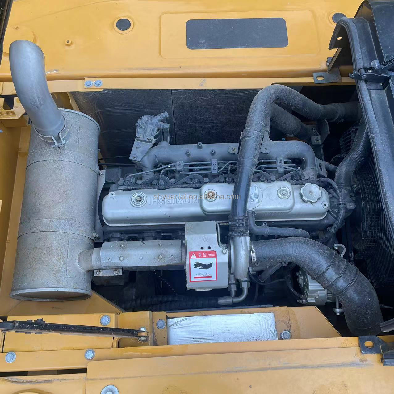 Second Hand Sany215C-Pro Excavator 0.93m3 Bucket Capacity and 20900kg Operating Weight