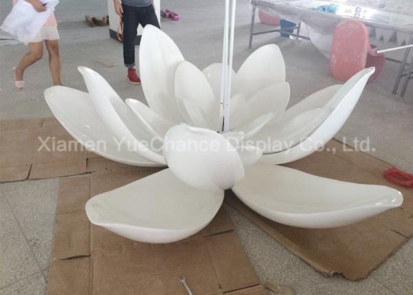 Buy cheap Sunproof Lotus Flower Resin Garden Statues , Outdoor Fiberglass Statues Color Painted from wholesalers