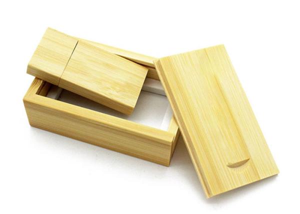 Magnet Closure Wooden Box With Sliding Lid For Natural Color Solid Wood USB