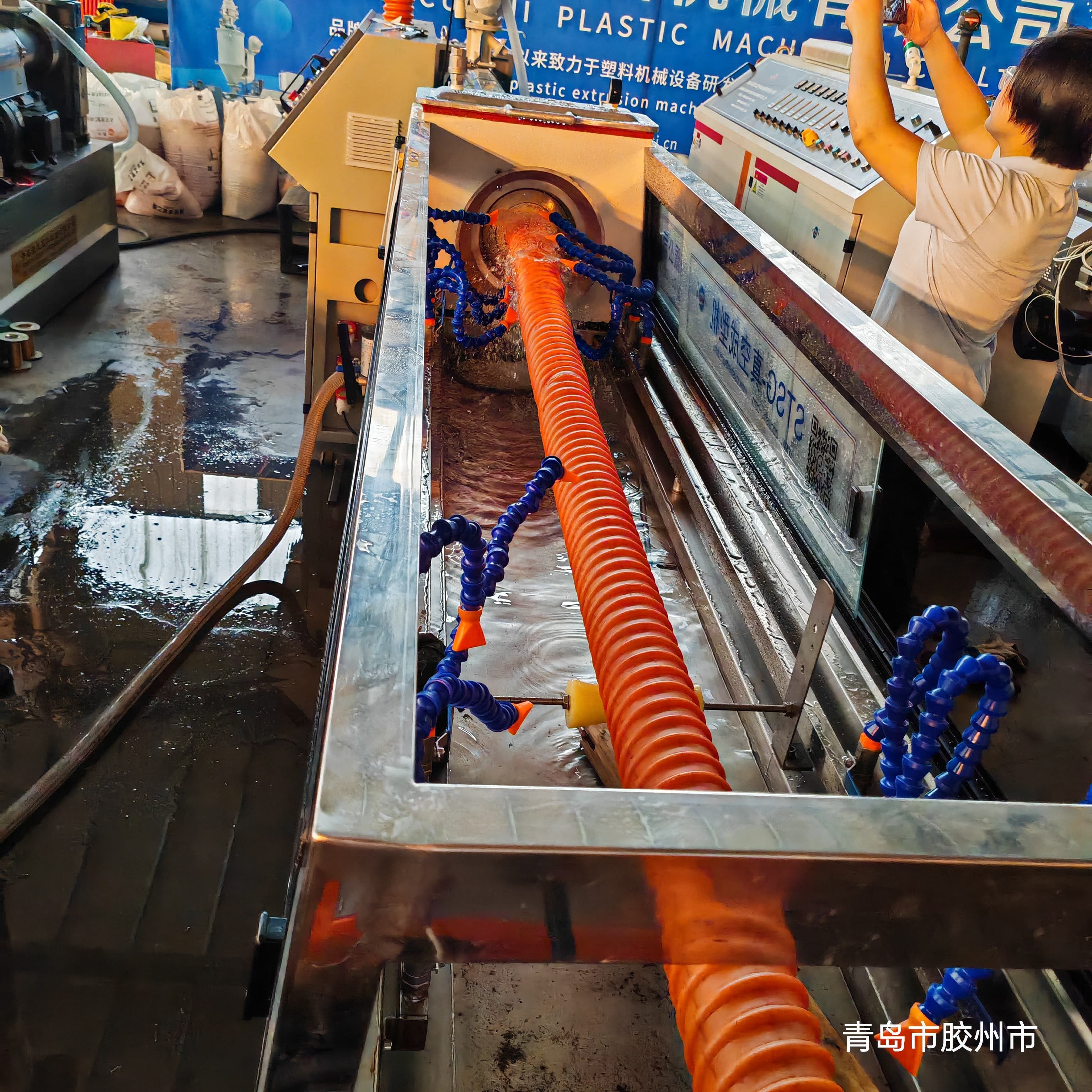 37-55kw Motor Power Spiral Pipe Extrusion Line For Pe Pipe Single Wall Production Line