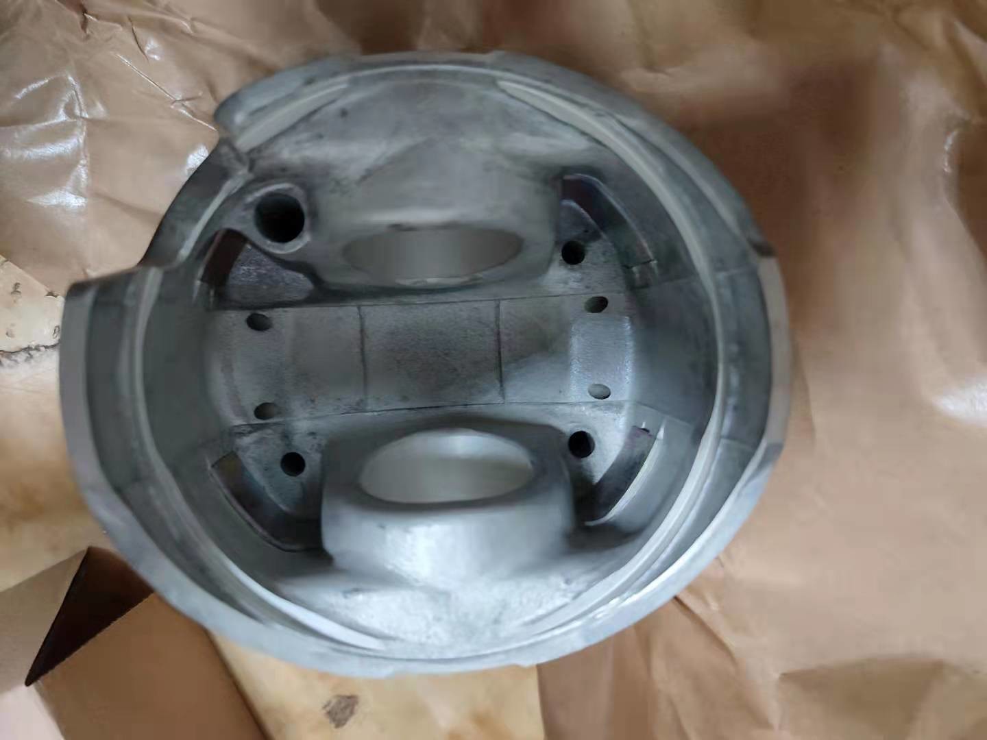 Fuso 6D16 Piston Mitsubishi Fuso Engine Parts Me441295 Me441296 Me441297