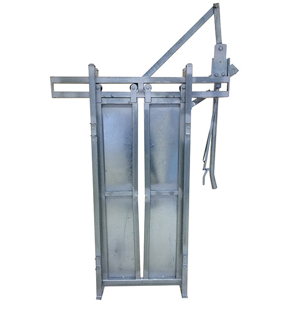 Carbon Steel 2.25m Height Livestock Handling Equipment For Cattle Yard