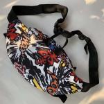 L35cm 0.3kg Sports Chest Bag Fashion Zipper Opening and Close