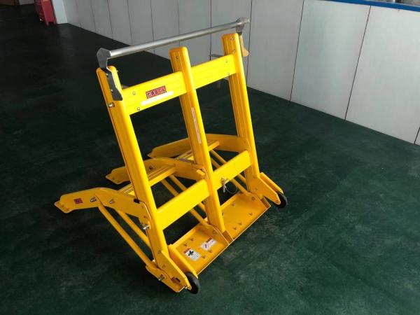 Buy cheap Crash Tested Controlled Way Vehicle Safety Barriers Collapsible from wholesalers