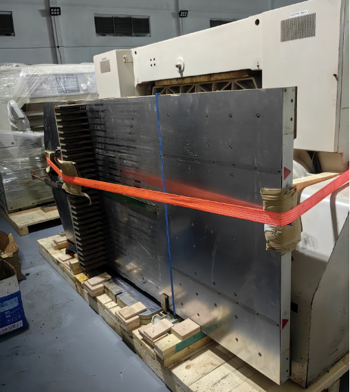 Japan 1150mm ITO Guillotine Paper Cutting Machine Voltage 380V with 3800 kg Capacity