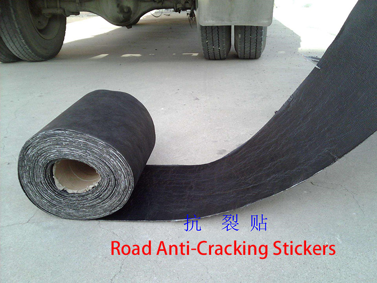 Repairing Asphalt Road Cracking with Butyl Seam Tape A Simple and Effective Solution