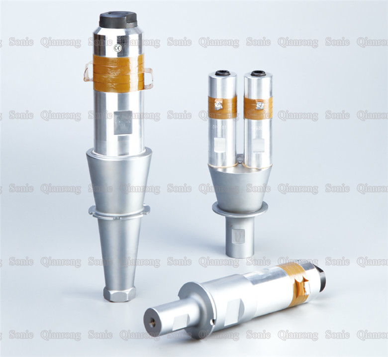 15khz 4200w Automatic Ultrasonic Welding Machine For Filter Element Materials Sealing