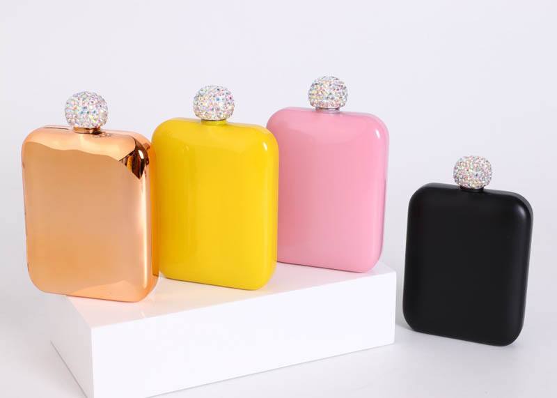 Small Kitchen Household Items Full Drill Mini Hip Flask Women'S Style