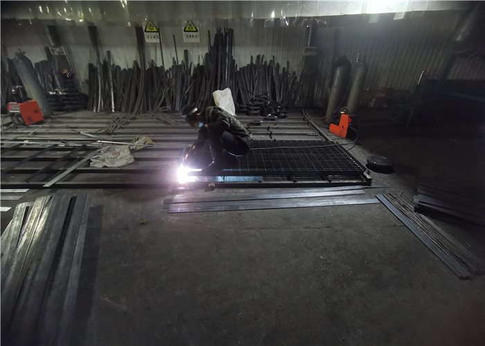 Hot Galvanized Heavy Duty Bar Grating Q235 Steel Trench Grates For Driveways