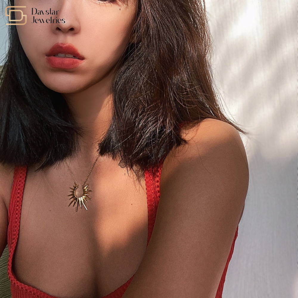 Sunflower Pendant Necklace Titanium Steel Jewelry Women Collarbone Chain