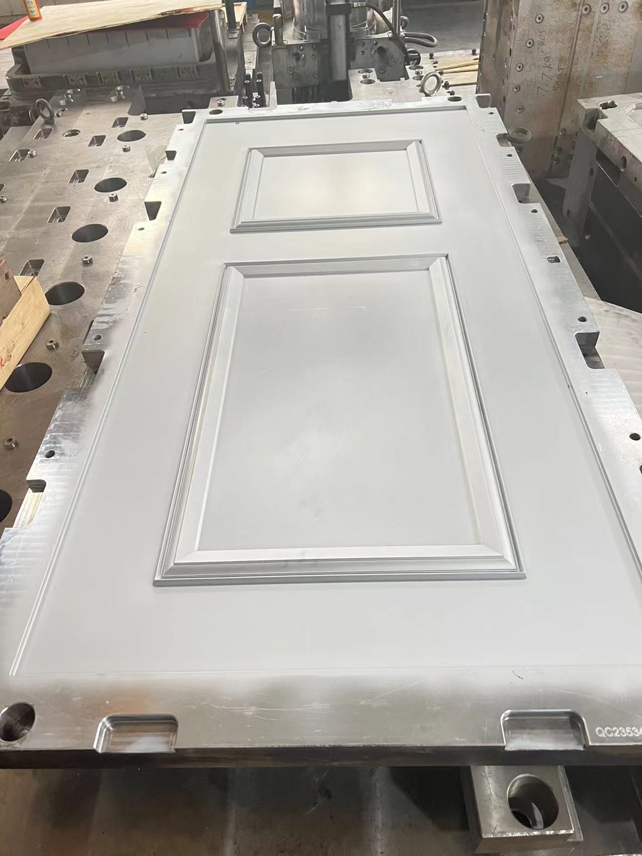 Door Skin SMC Compression Molding Excellent Thermal Resistance