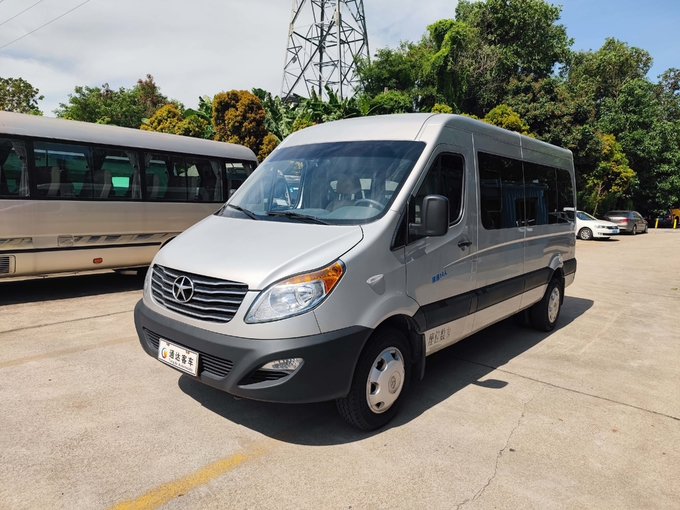 JAC Second Hand Mini Bus 14 Seats Used Passenger Van With Air Condition