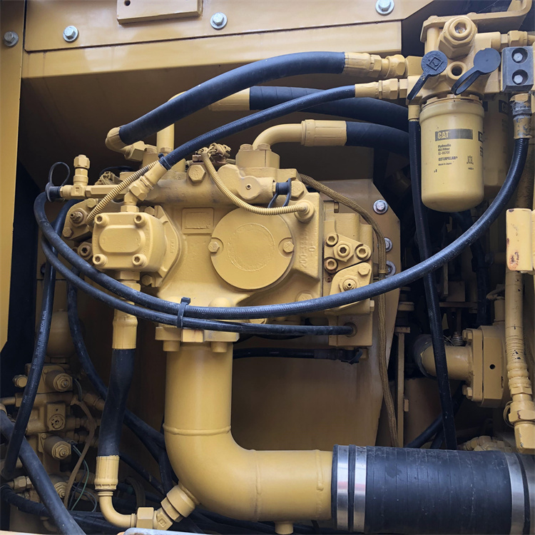 Good Performance Original Hydraulic Pump Used Excavator CAT318C in Excellent Condition