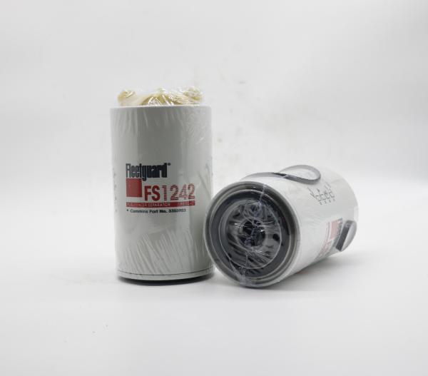 Buy cheap Diesel Oil Water Separator Fuel Filter , FS1242 3355903 Auto Engine Parts from wholesalers