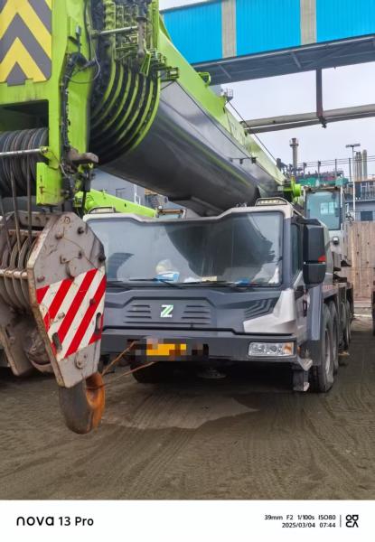 Buy cheap Green BrSuper-Above Truck Crane Zoomlion 220ton Hydraulic Mobile Crane Maximum Lifting Height 883m and Spare Parts from wholesalers