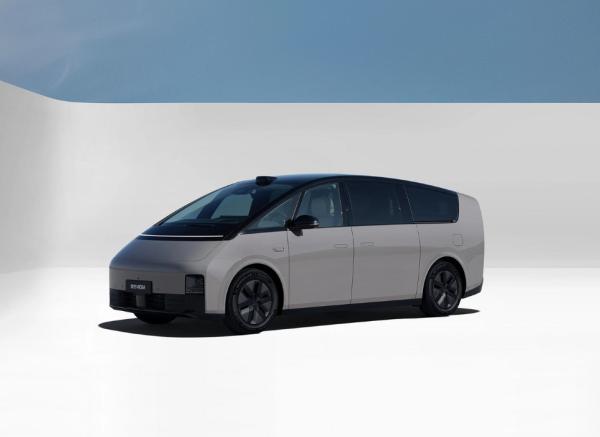 Export Luxury Electric Vehicle Chinese High Quality Comfortable Lixiang Mega MPV