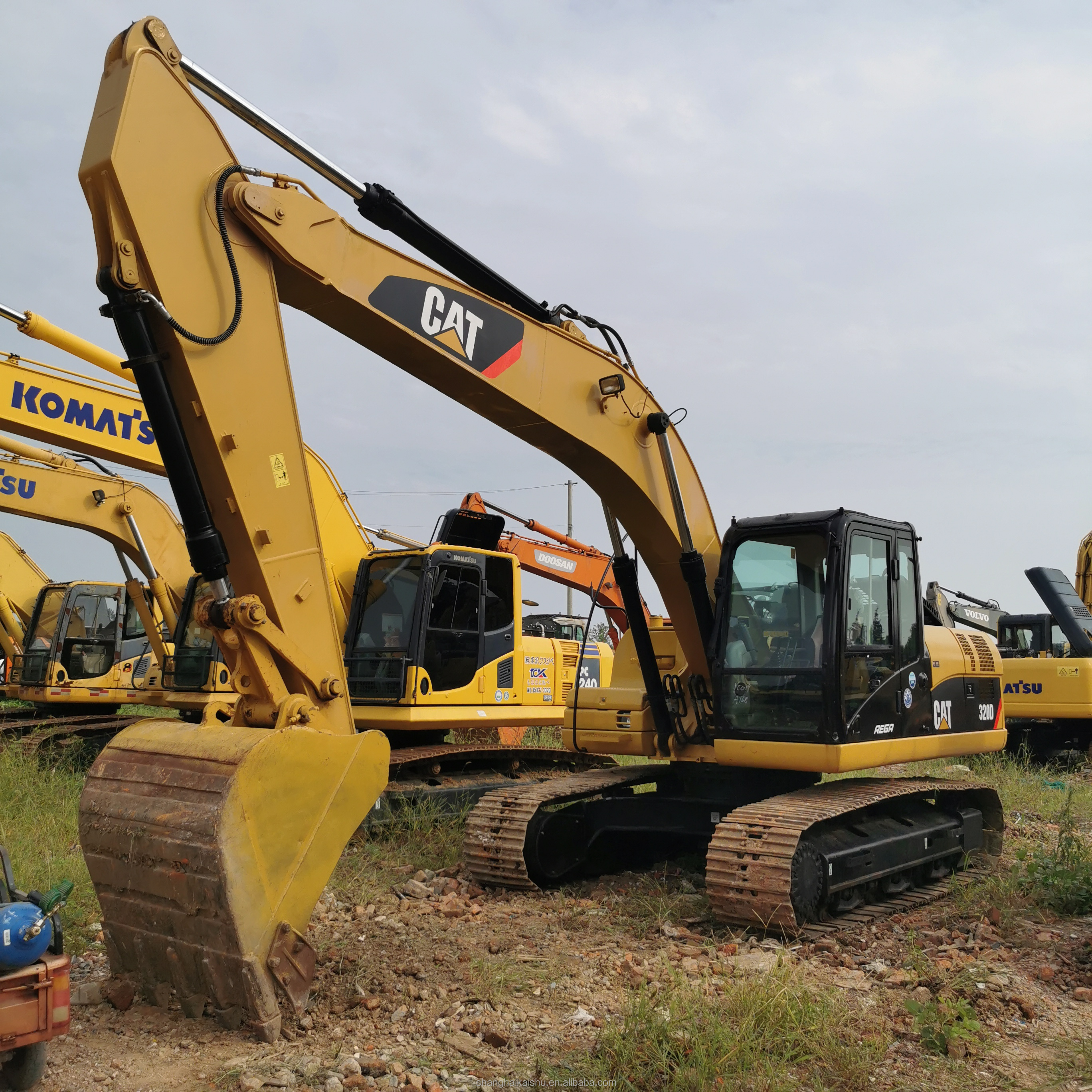Hot 320d Excavator with 1 m3 Bucket Capacity and 2001-4000 Working Hours from Original