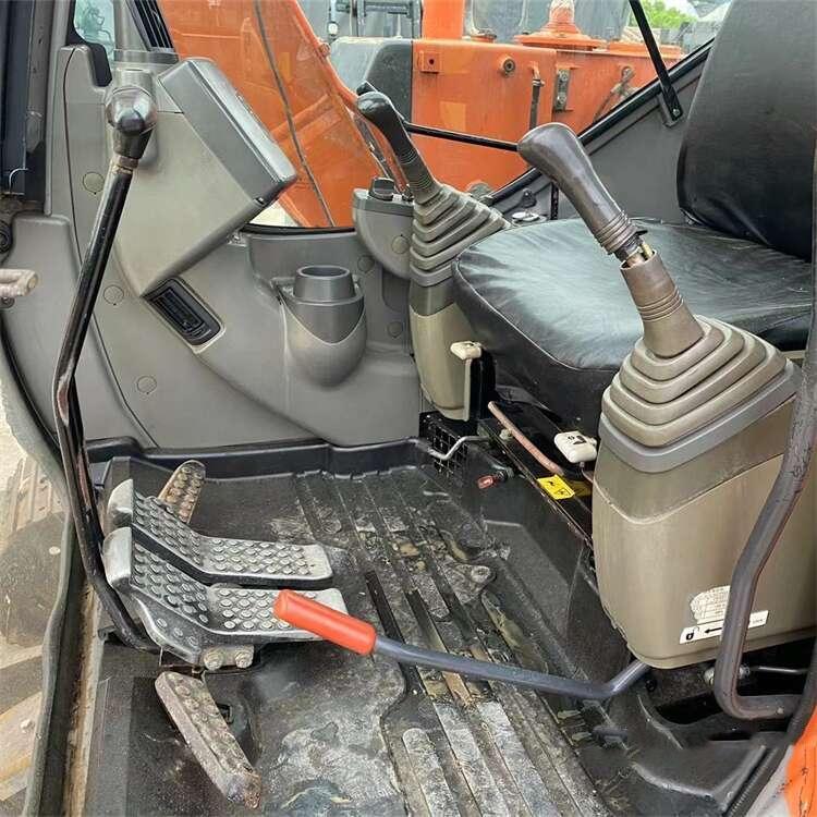 Nice Condition Hitachi ZX70 Hydraulic Crawler Excavator Mini Used from Japan Year 2021