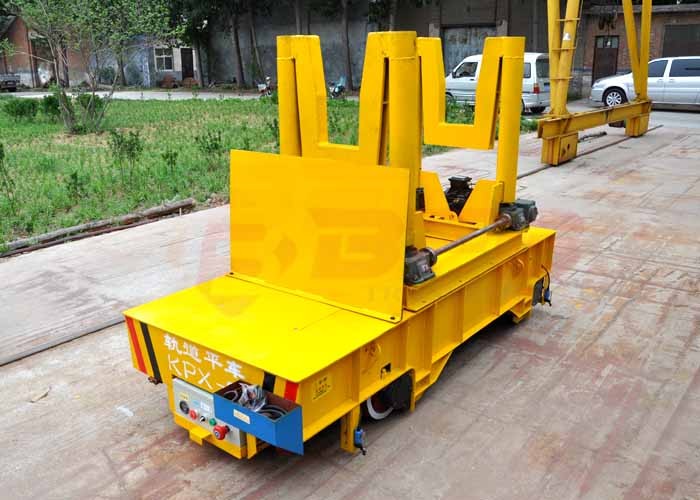 Steel Plant On Rail Transfer Cart , Hydraulic Lifting Motorized Rail Cart Molten Steel Carriage
