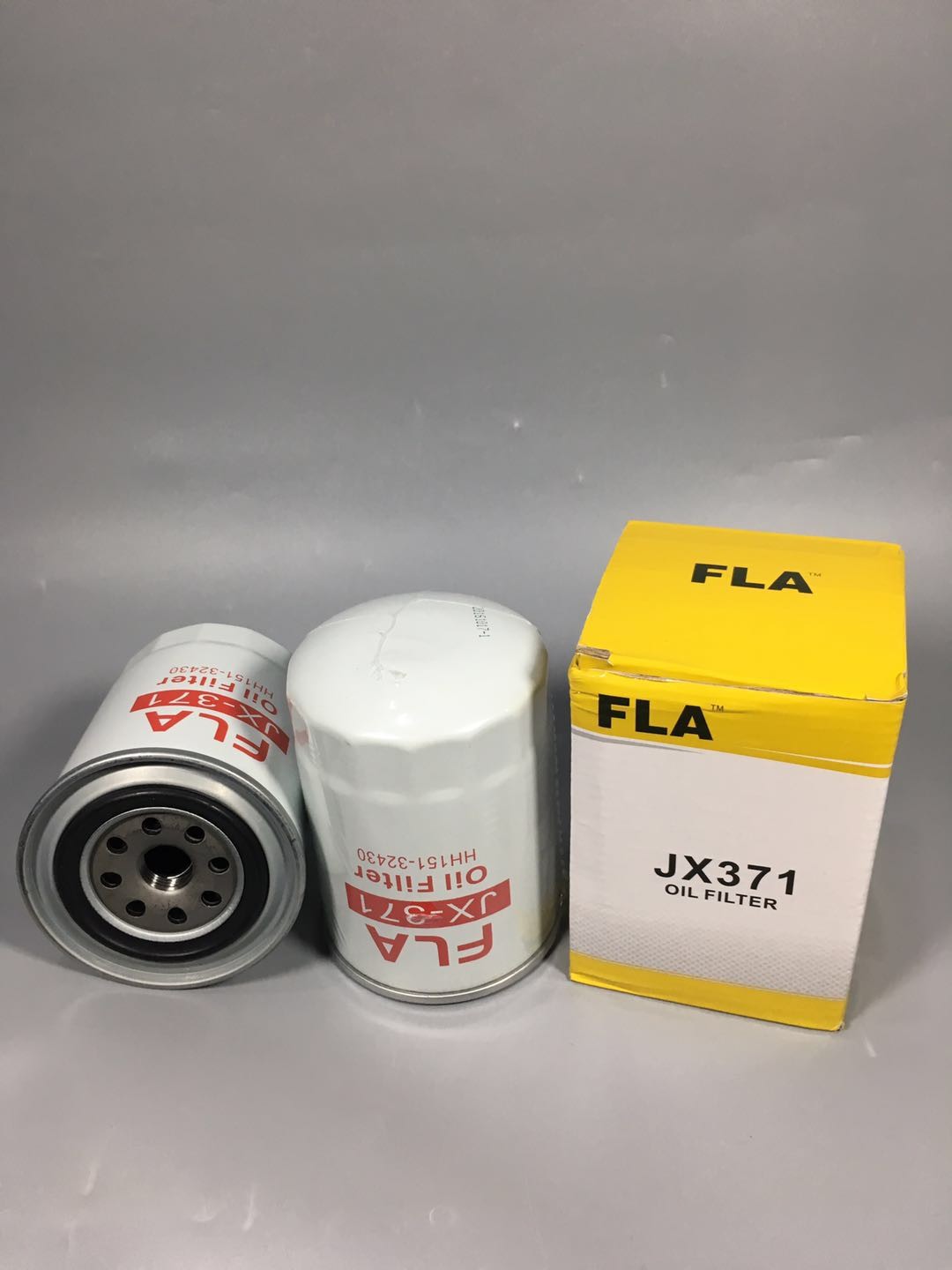 Hyundai Excavator Model Hydraulic Oil Filter Reliable LF3970 40C2182 11N8-70110 For R215-9 R225-9