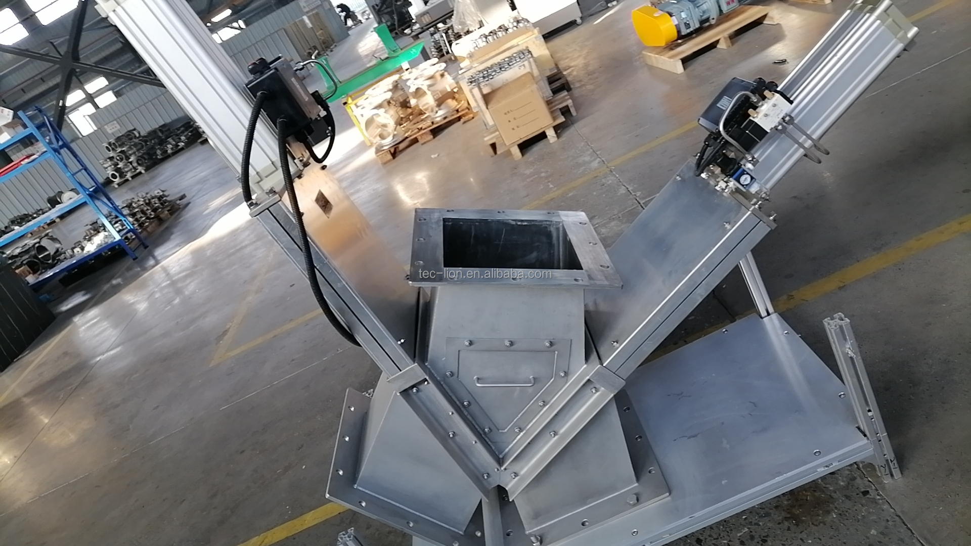 Double Knife Pneumatic Duct Diverter Valve For Powders Granular Customized