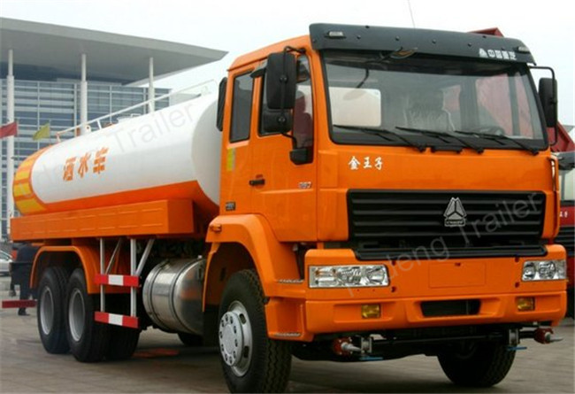 Environmental Sanitation Water Tanker Truck 6 X 4 Drive Type 309KW Power