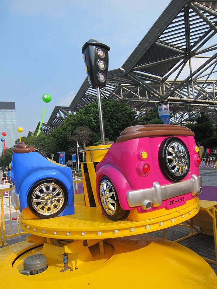 Customized Color Tagada Funfair Ride BV Certification For Thrill - Seeker