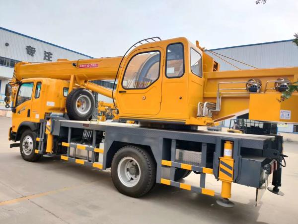 Buy cheap 5 Ton To 20 Ton Hydraulic Pickup Truck Crane Santo Mobile Truck With Loading Crane from wholesalers