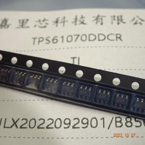 China Switching Voltage Regulator IC Integrated Chip Circuits TPS61070DDCR 700mA on sale