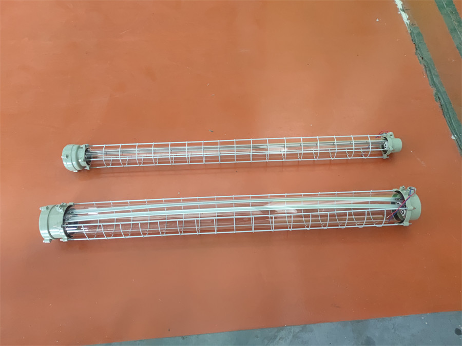 Class 1 Div 1 Ex Proof linear Fluorescent light With ATEX IECEx RoHS CNEX ISO For Marine Offshore Facilities