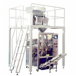 Buy cheap LLQ-X520 full automatic vertical bag packaging machine/Peanut packing machine from wholesalers