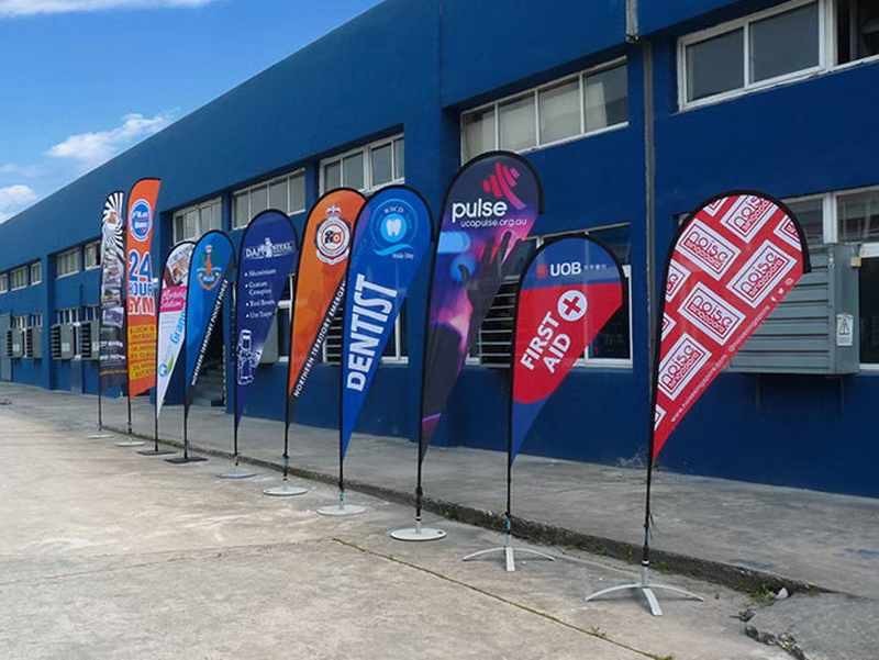 Different height feather teardrop/rectangular beach flag with Inject Water Basement Holder, Aluminum Pole, Cross Base spike Telescopic flying banners