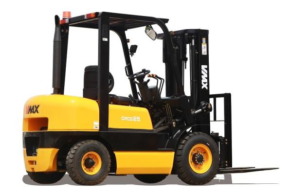 Buy cheap Yellow 2 Ton Diesel Powered Forklift Ruck With Japanese Engine / Steady Belt from wholesalers