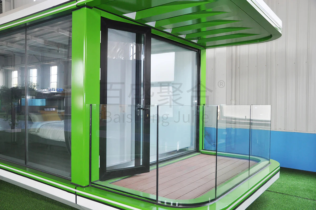 Villa Container Houses Customized Double Glazing Glass Mobile Space Capsule Cabin Hotel