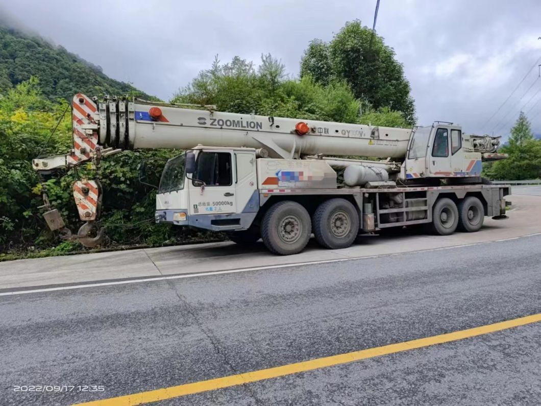 All-Terrain Zoomlion 80ton Truck Crane Hydraulic Mobile Crane Construction Machinery Lifting Equipment Truck-Mounted Telescopic Crane