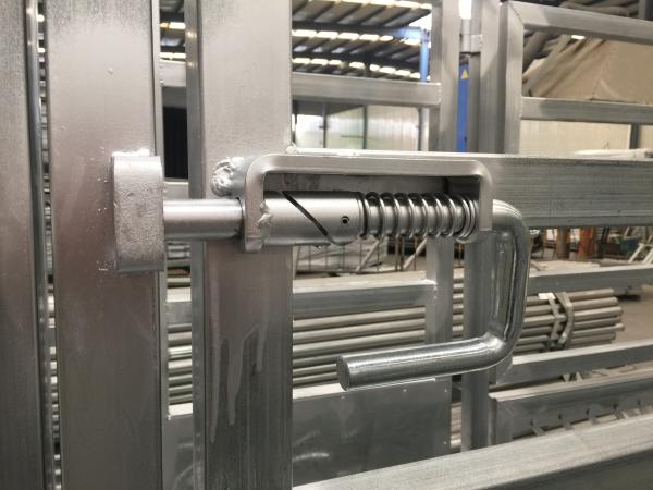 Buy cheap Durable Cattle Livestock Crush / Livestock Fence Panels 3000mm Length from wholesalers