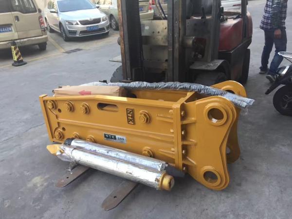 Buy cheap Side Type 25t Rock Hydraulic Breaker Hammer 140mm High Duarability from wholesalers