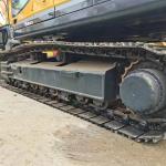 A second-hand Hyundai 305lc-9T tracked excavator in good condition