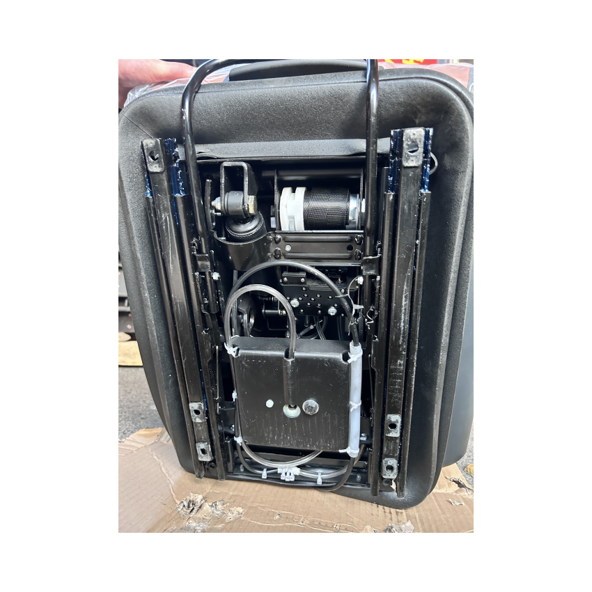 33820-E0E61 OEM No SINOTRUK Heavy Duty Truck Air Suspension Driver Seat 100% Tested