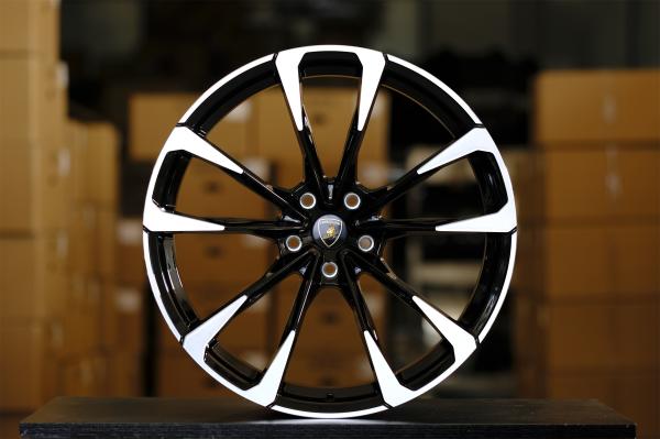 Buy cheap 22X11 Forged Alloy Wheels 22 Inch 23 Inch Customized Rims For URUS from wholesalers