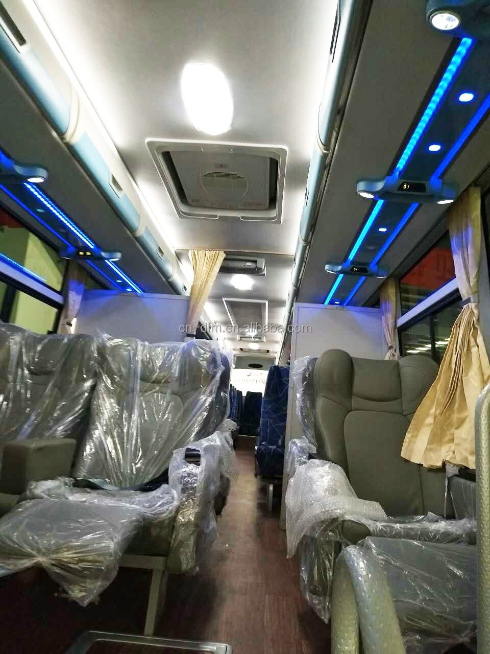 59 Seats Luxury Coach Bus for Public Transportation Diesel Fuel Type and Reading Lamp